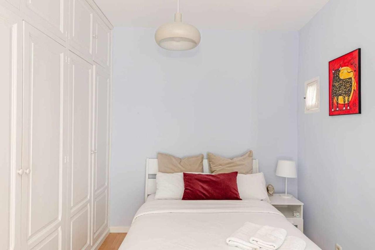 Appartamento Luminoso Y Centrico Apt 2 Hab Madrid Esterno foto