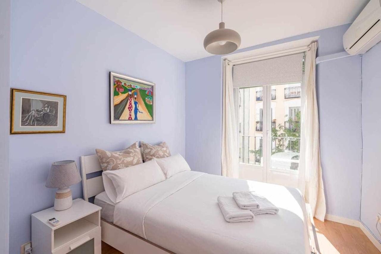 Appartamento Luminoso Y Centrico Apt 2 Hab Madrid Esterno foto